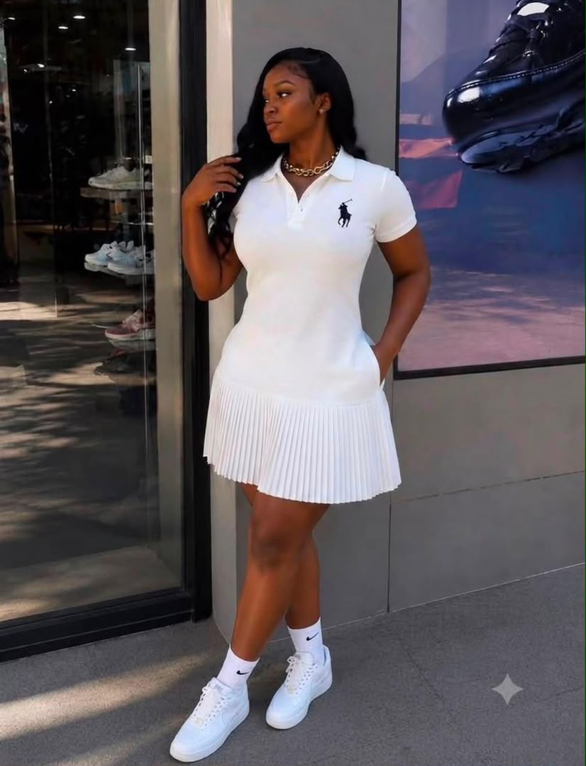 Élégante robe polo bleu