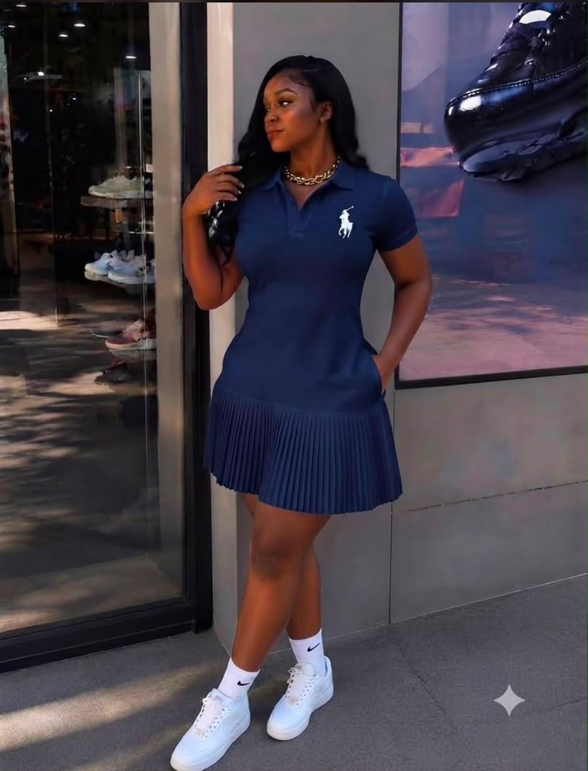 Élégante robe polo bleu