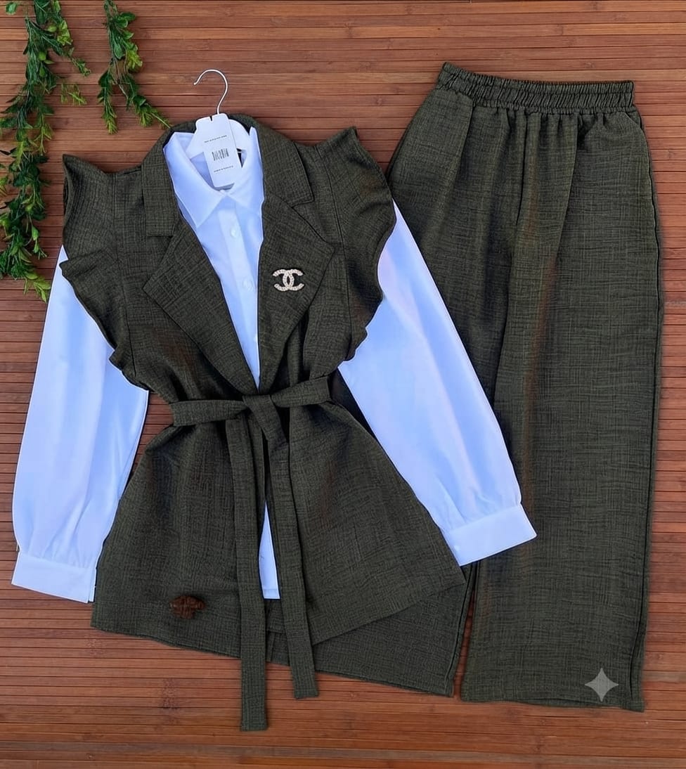 Gilet sans manches et pantalon