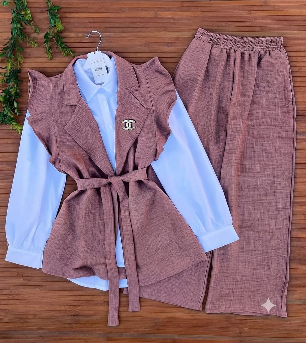 Gilet sans manches et pantalon